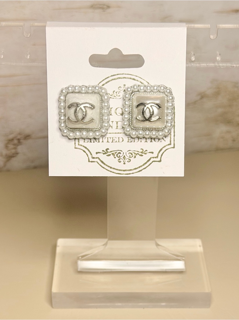 CC White Pearl-Edged Square stud Earrings